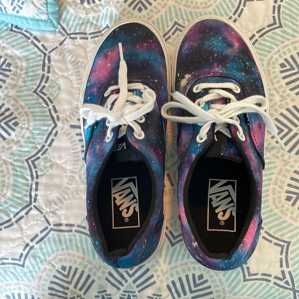 Vans shoes for women